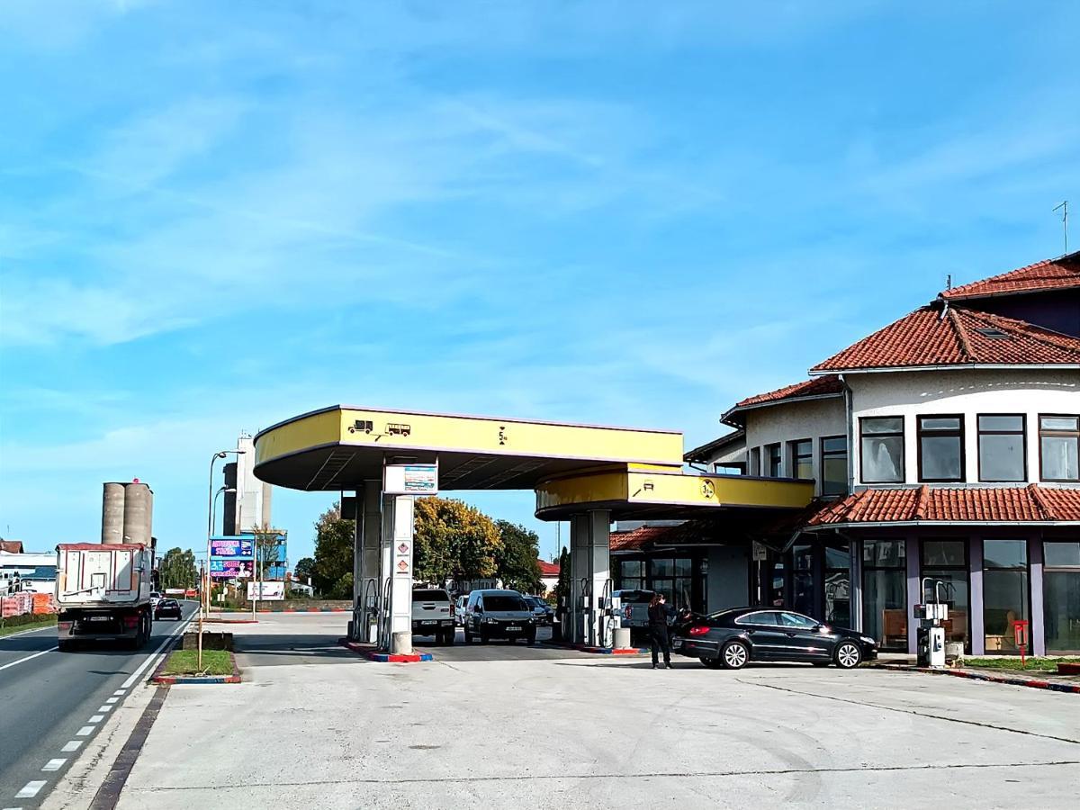 Motel Gas-Petrol Samac Bosanski Samac ภายนอก รูปภาพ